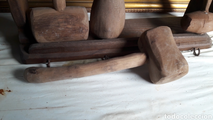 Antig&uuml;edades: CONJUNTO DE MAZOS R&Uacute;STICOS Y MUEBLE - Foto 4