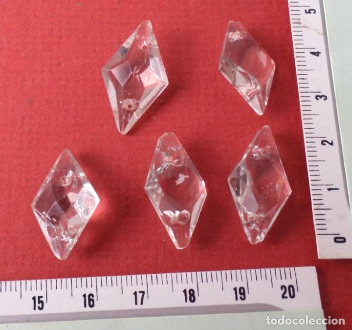 Antig&uuml;edades: 5 cristales de l&aacute;mpara - Foto 1