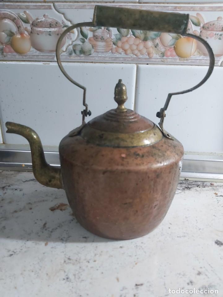 Antig&uuml;edades: tetera antigua de cobre 25 cm - Foto 5