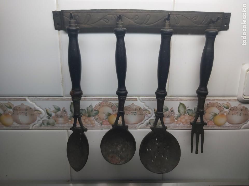 Antig&uuml;edades: cucharones de bronce antiguos 40 cm - Foto 1