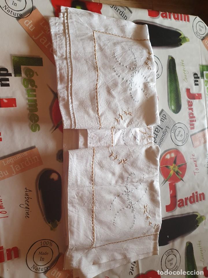 Antig&uuml;edades: Antiguo juego de cama - Foto 1