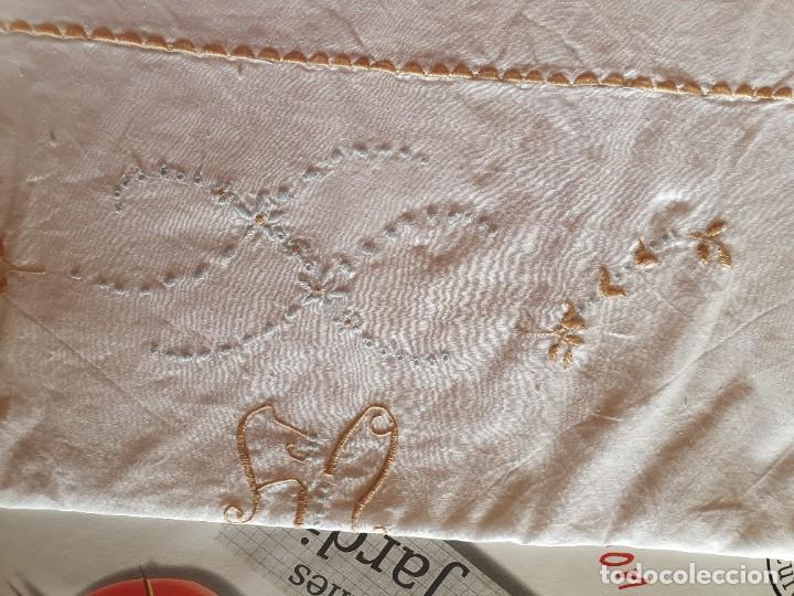 Antig&uuml;edades: Antiguo juego de cama - Foto 2