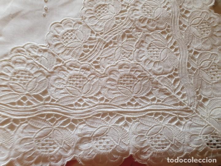 Antig&uuml;edades: Antiguo juego de cama - Foto 3