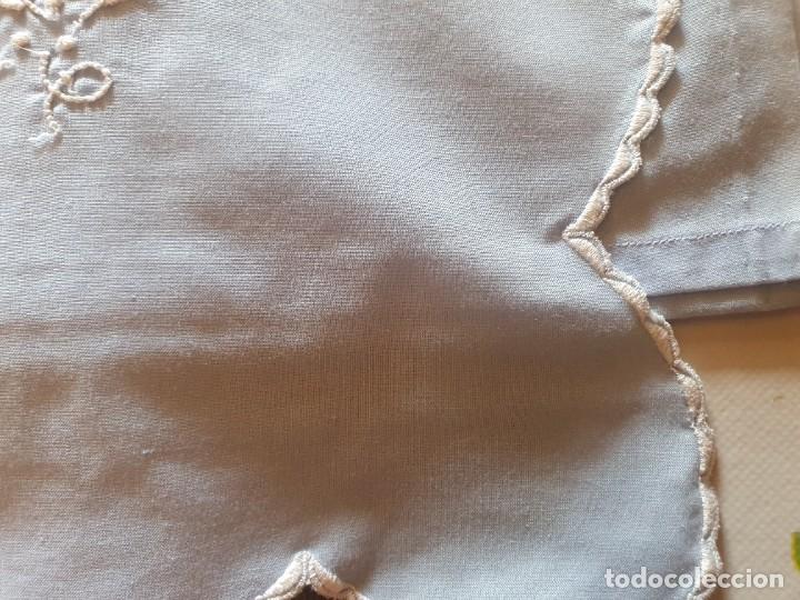 Antig&uuml;edades: Antiguo juego de cama - Foto 3