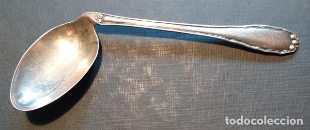 Antig&uuml;edades: Cucharilla curvada en plata, h. 1900-1950 - Foto 2