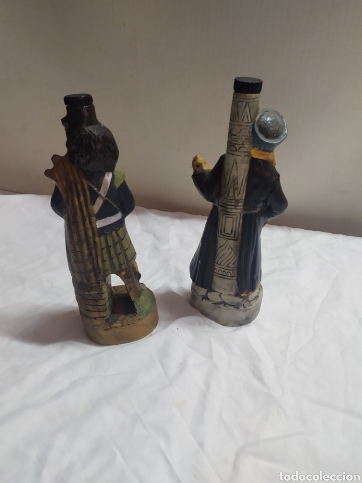 Antigüedades: Espectacular pareja de figuras botella para whisky Italia - Foto 6 - 238317525