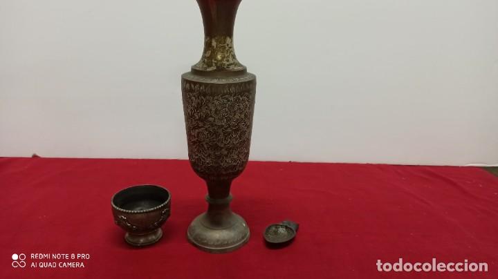 Antig&uuml;edades: JARRON DE BRONCE Y DECORACION HOGAR 4 PIEZAS - Foto 2
