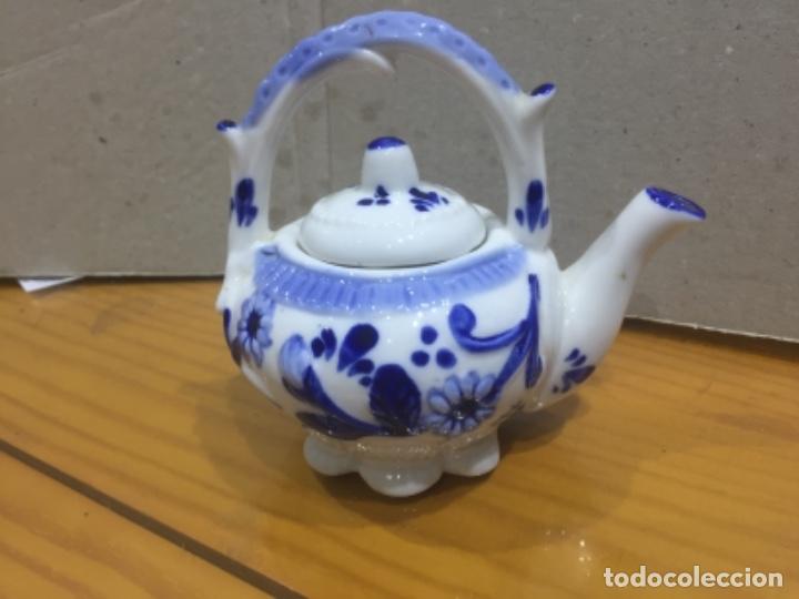 Antig&uuml;edades: Tetera peque&ntilde;a porcelana - Foto 3