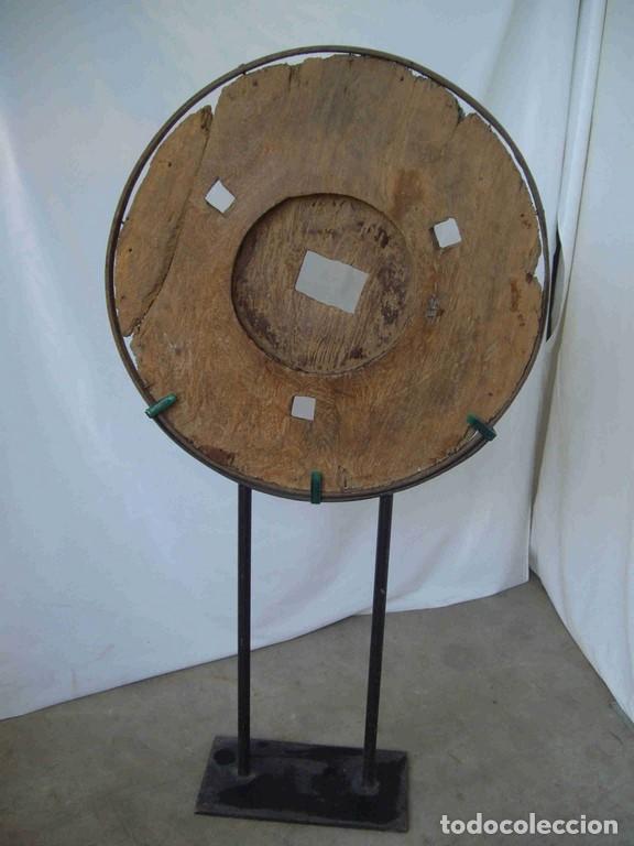 Antig&uuml;edades: RUEDA MADERA Y HIERRO - Foto 1