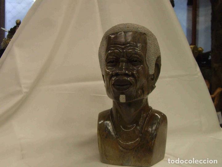 Antig&uuml;edades: BUSTO HOMBRE PIEDRA VERDE - Foto 1