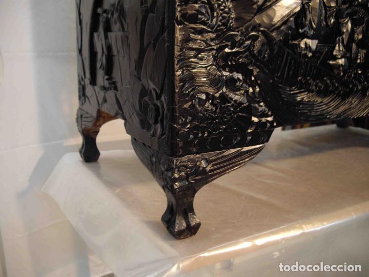 Antig&uuml;edades: BA&Uacute;L ALCANFOR LACADO NEGRO B - Foto 3