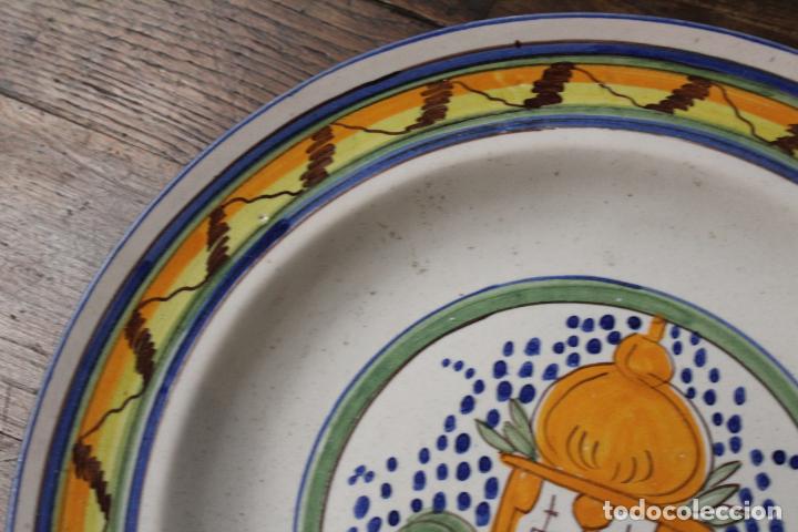 Antig&uuml;edades: plato de manises casa - Foto 3