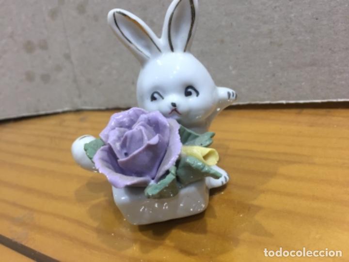 Antig&uuml;edades: Figura de porcelana - Foto 1