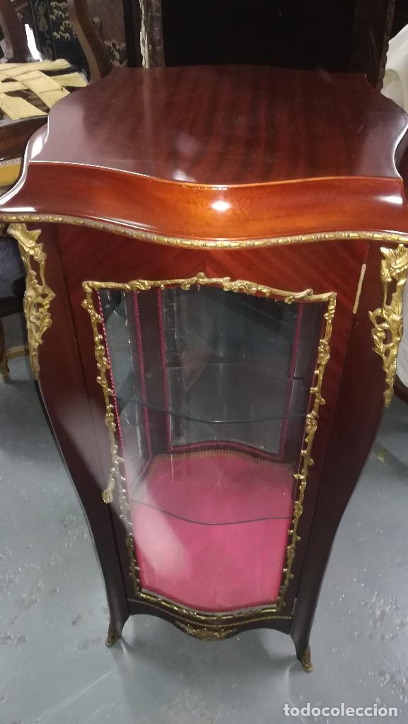 Antig&uuml;edades: VITRINA ESTILO LUIS XV - Foto 2