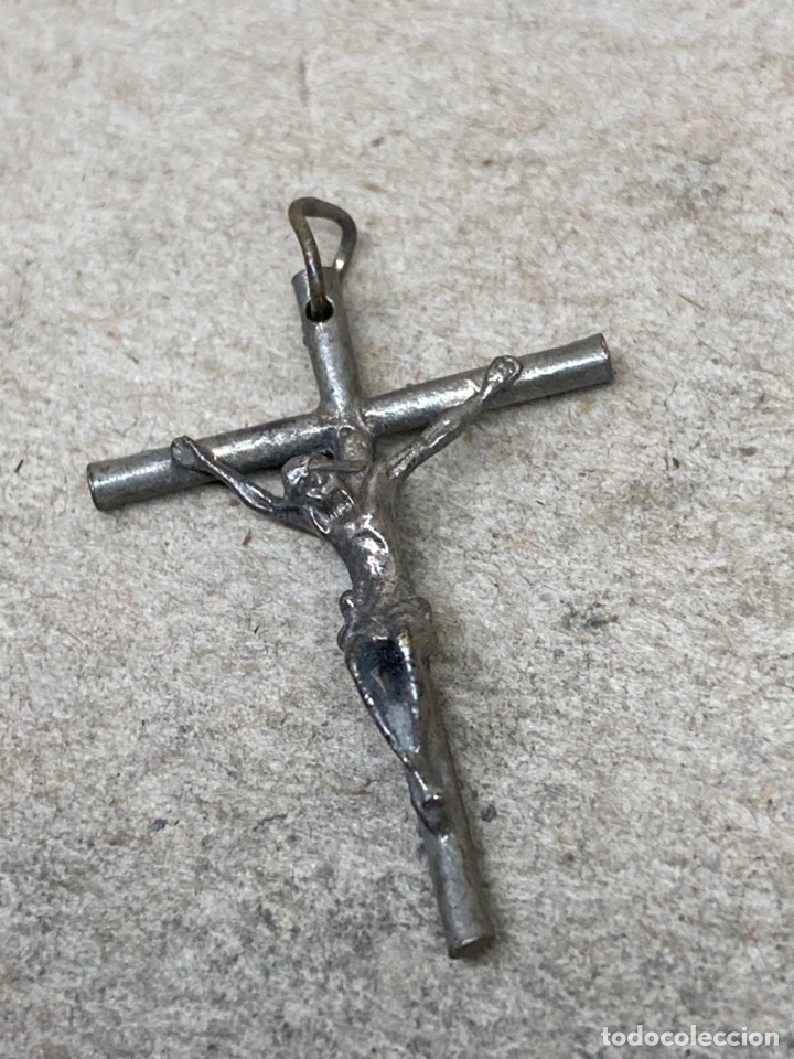 Antig&uuml;edades: Cruz de metal - Foto 1