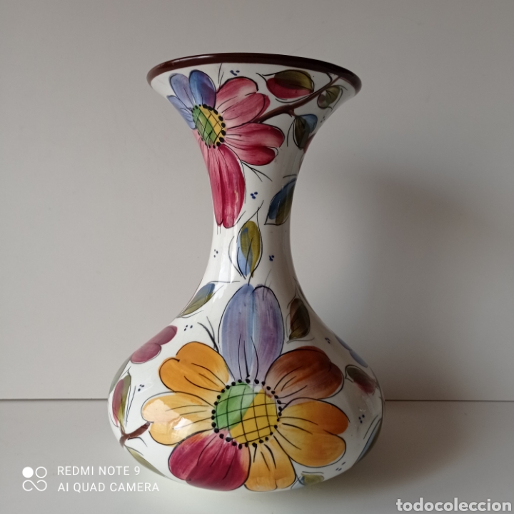Antig&uuml;edades: Florero ENMA Manises - Foto 1
