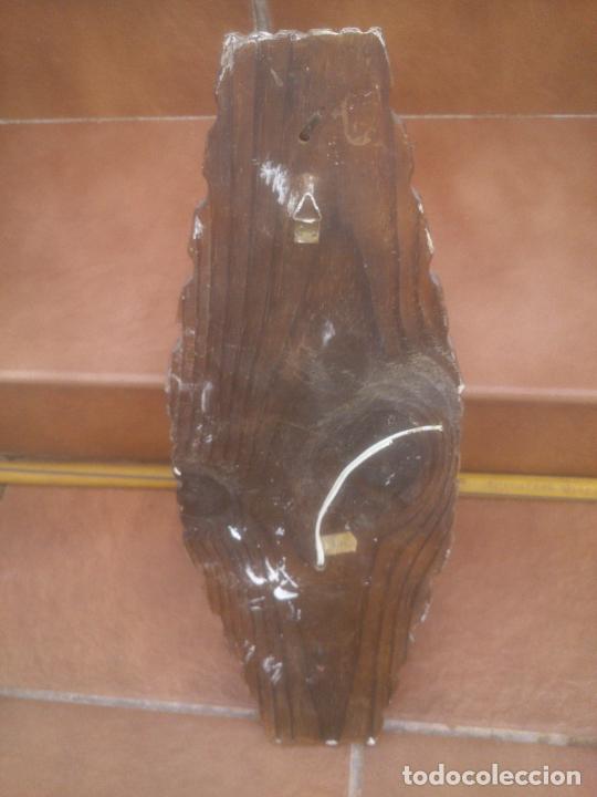 Antig&uuml;edades: PRECIOSO Y RUSTICO APLIQUE EN MADERA Y FORJA LUZ. - Foto 4