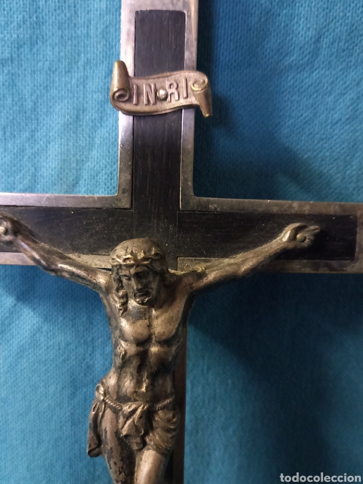 Antig&uuml;edades: Cristo de metal, antiguo. - Foto 2