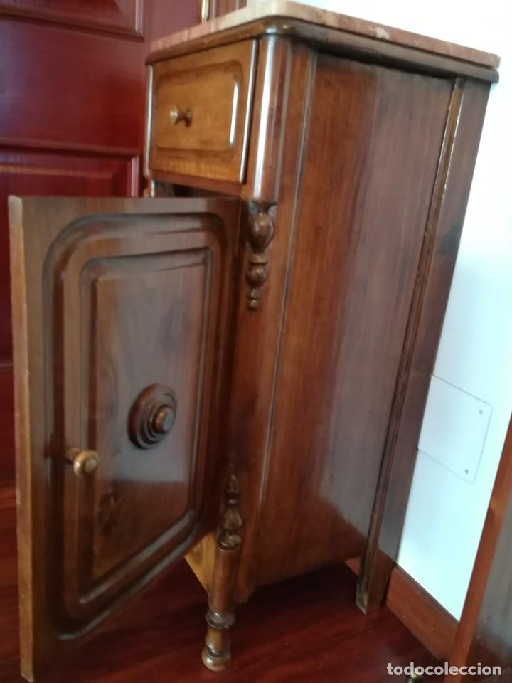 Antig&uuml;edades: Mesita - Foto 4