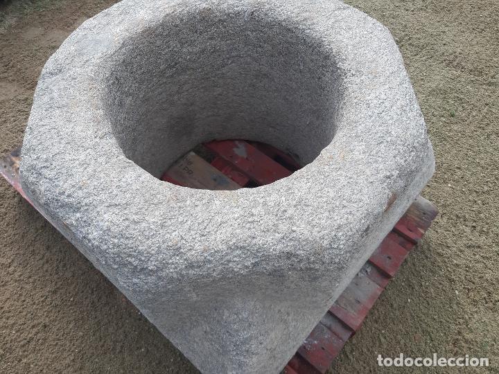 Antig&uuml;edades: Antig&uuml;o Brocal de granito - Foto 4
