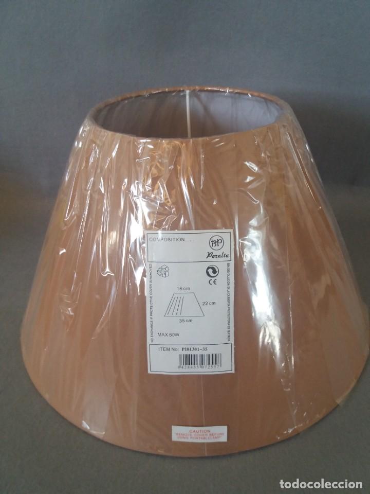 Antig&uuml;edades: pantalla para lampara ( nueva) DE 35CM - Foto 1