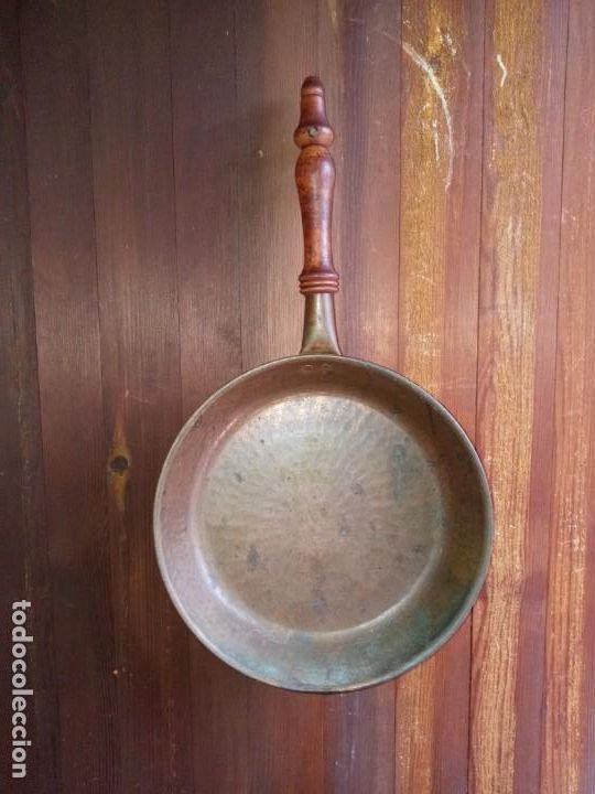 Antig&uuml;edades: SARTEN DE COBRE . - Foto 1