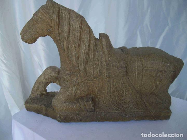 Antig&uuml;edades: CABALLO PIEDRA - Foto 1