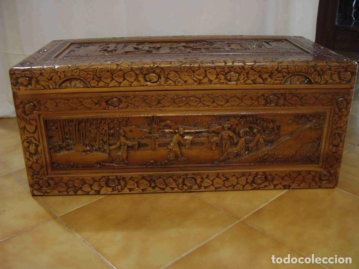 Antig&uuml;edades: ARCA TALLADA PEQUE&Ntilde;A - Foto 1
