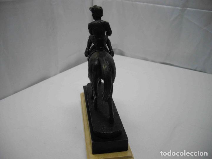 Antig&uuml;edades: FIGURA BRONCE JOKEY - Foto 7