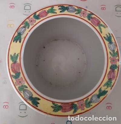 Antig&uuml;edades: ANTIGUO MACETERO DE PORCELANA CHINA - Foto 3