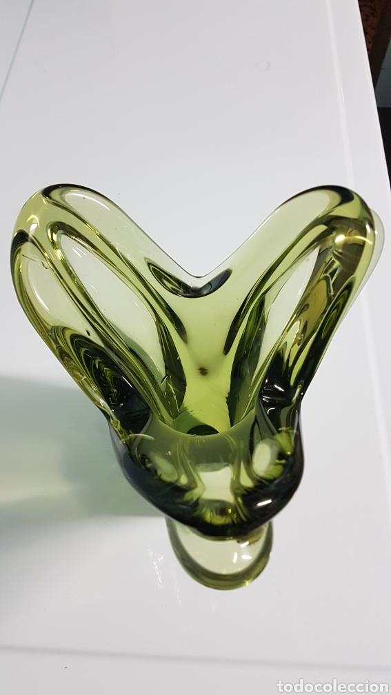 Antig&uuml;edades: Jarr&oacute;n florero cristal verde - Foto 4