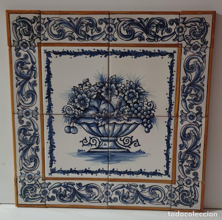 Antig&uuml;edades: Cuadro flores con cenefa azul cobalto - Foto 1