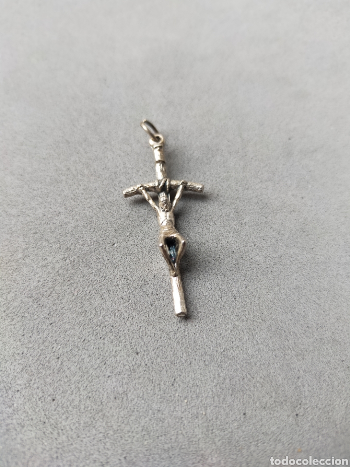 Antig&uuml;edades: CRUZ DE METAL PLATEADO. - Foto 2
