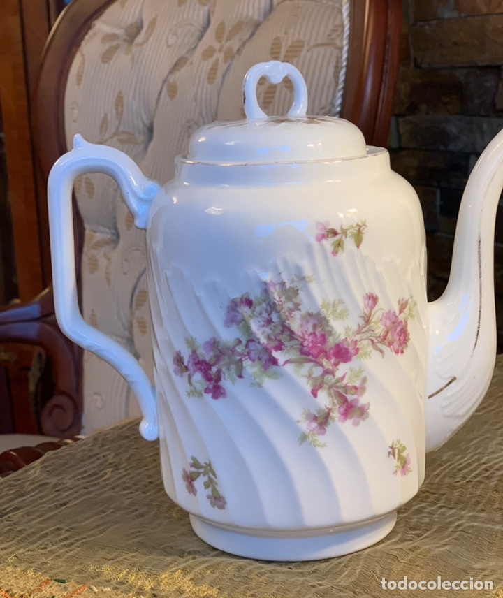 Antig&uuml;edades: Cafetera de porcelana - Foto 2