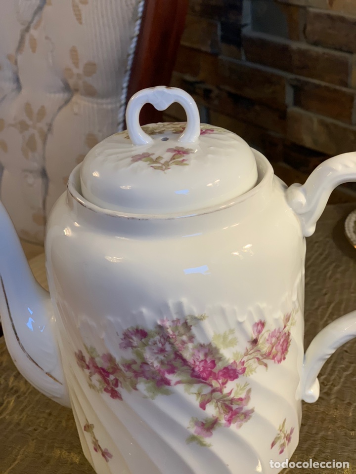 Antig&uuml;edades: Cafetera de porcelana - Foto 4