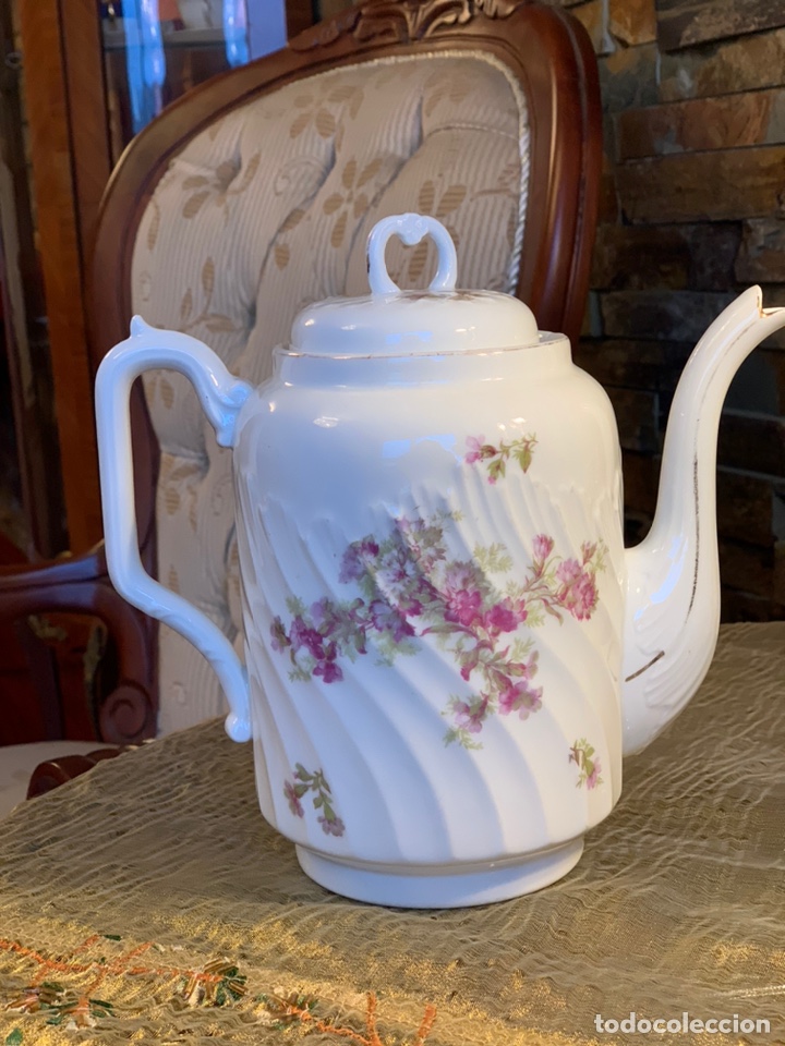 Antig&uuml;edades: Cafetera de porcelana - Foto 5