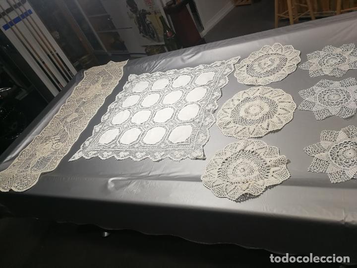 Antig&uuml;edades: GRAN LOTE DE ANTIGUOS PA&Ntilde;ITOS DE CROCH&Eacute; - Foto 1