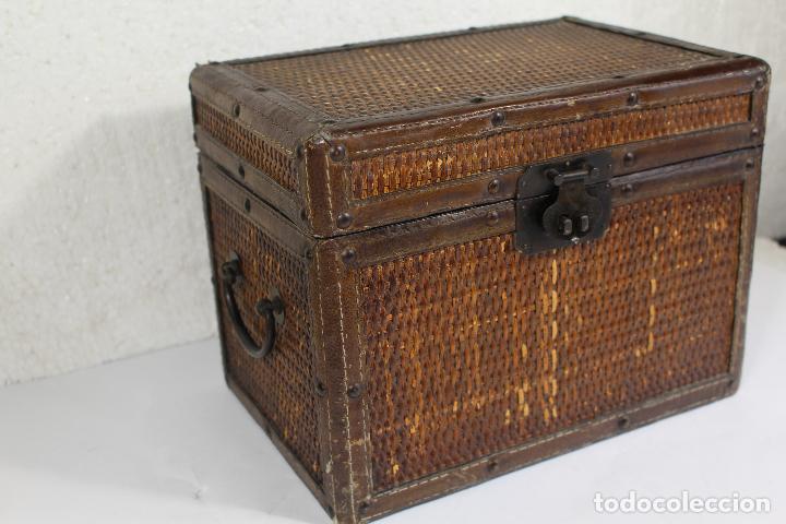 Antig&uuml;edades: CAJA BAMBU MIMBRE SEMIPIEL - Foto 7
