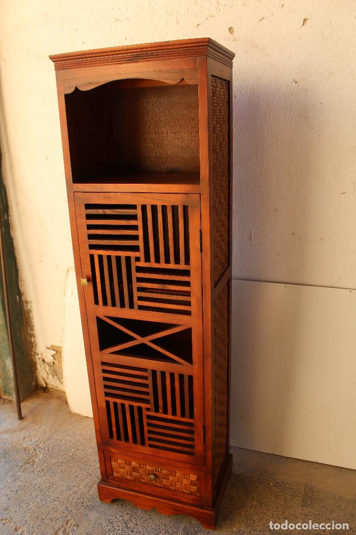 Antig&uuml;edades: MUEBLE ARMARIO LIBRERIA SALON DE MADERA Y BAMB&Uacute; - Foto 3
