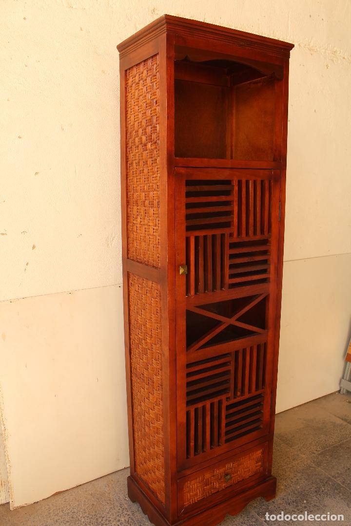 Antig&uuml;edades: MUEBLE ARMARIO LIBRERIA SALON DE MADERA Y BAMB&Uacute; - Foto 11