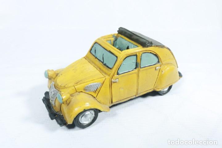 Antig&uuml;edades: Miniatura citroen c2 1952 h96 - Foto 1