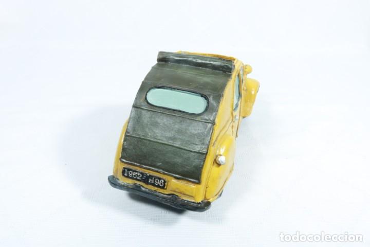Antig&uuml;edades: Miniatura citroen c2 1952 h96 - Foto 8