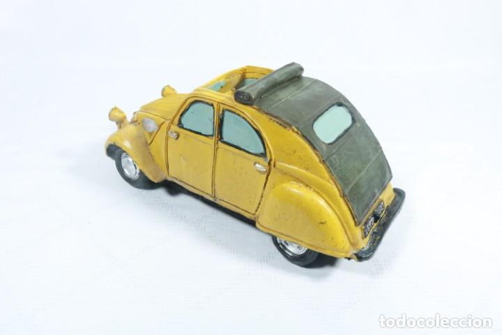Antig&uuml;edades: Miniatura citroen c2 1952 h96 - Foto 10
