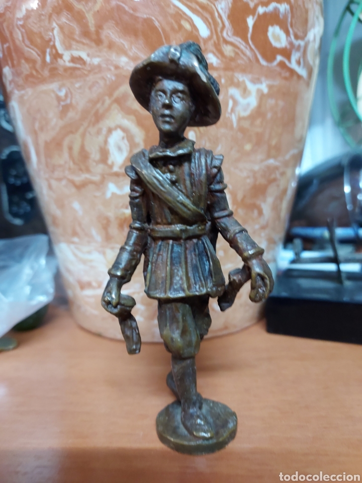 Antig&uuml;edades: SEISE DE BRONCE - Foto 1