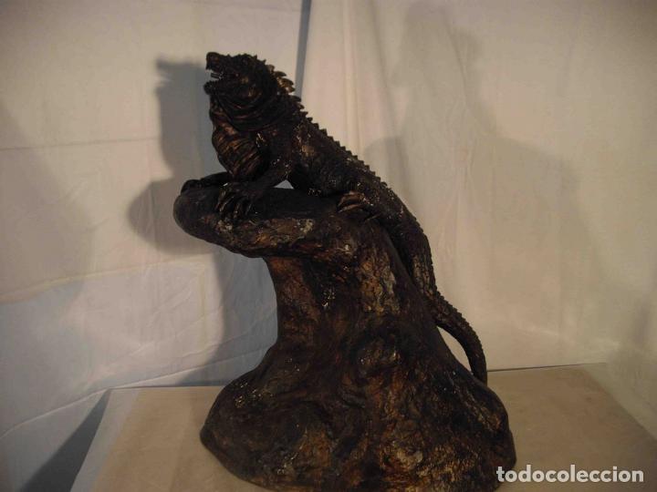 Antig&uuml;edades: FIGURA METAL IGUANA - Foto 2