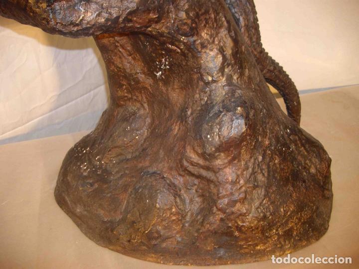 Antig&uuml;edades: FIGURA METAL IGUANA - Foto 6