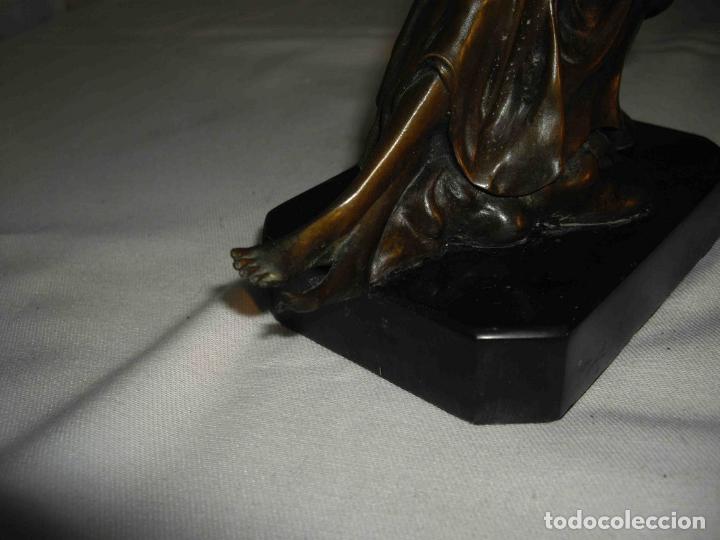 Antig&uuml;edades: FIGURA BRONCE MUJER ALADA FLAUTA - Foto 7