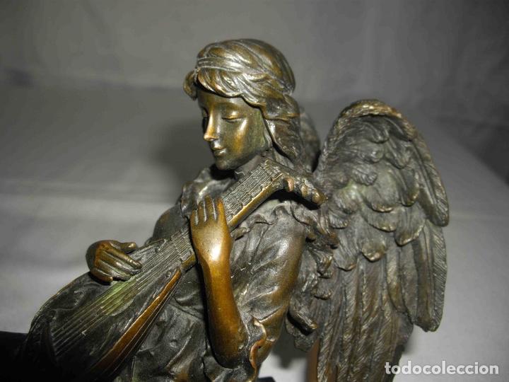 Antig&uuml;edades: FIGURA BRONCE MUJER ALADA LAUD - Foto 3