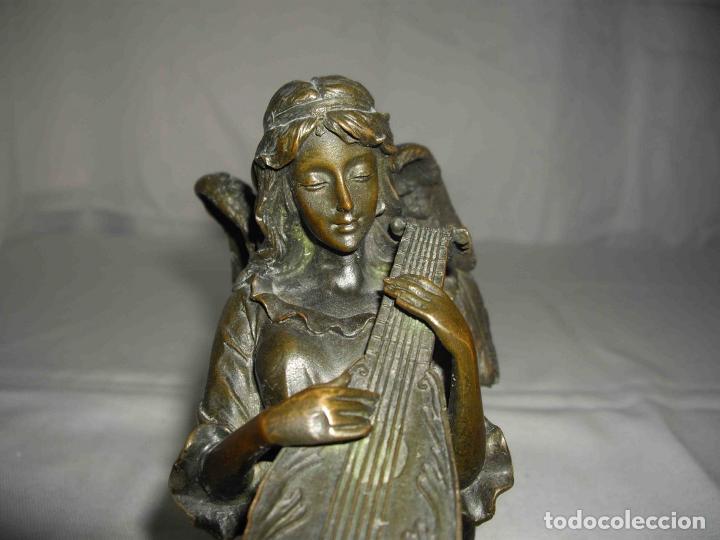 Antig&uuml;edades: FIGURA BRONCE MUJER ALADA LAUD - Foto 6