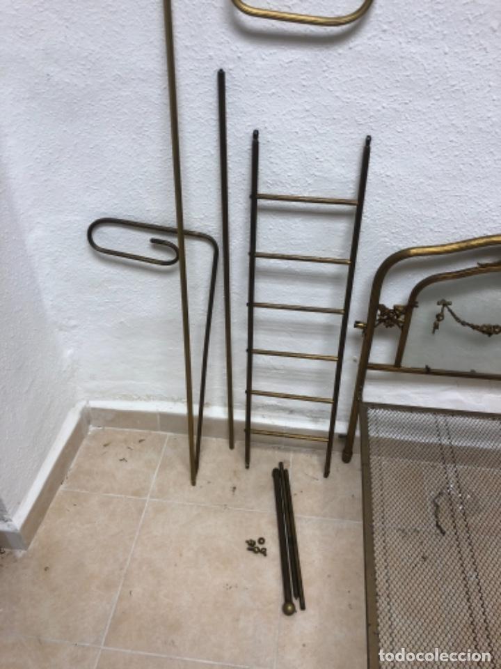 Antig&uuml;edades: Cuna de Bronce y cristal - Foto 7